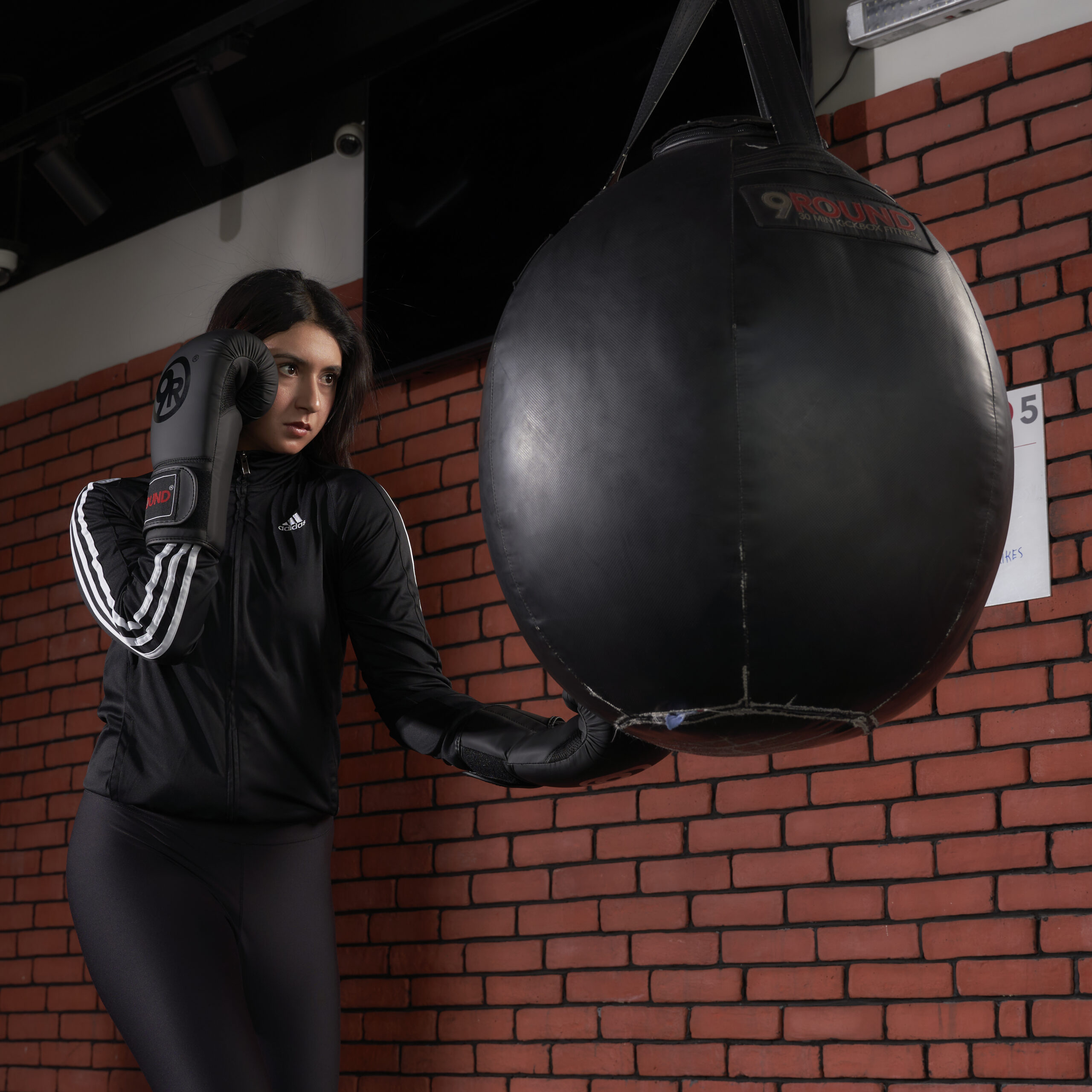 9round 22 Nov4445